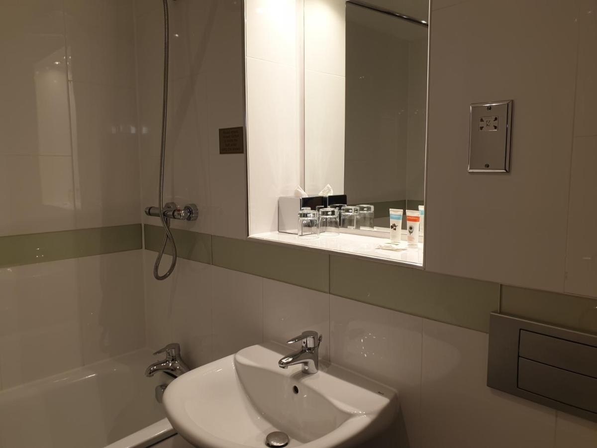 Legacy Preston International Hotel Εξωτερικό φωτογραφία