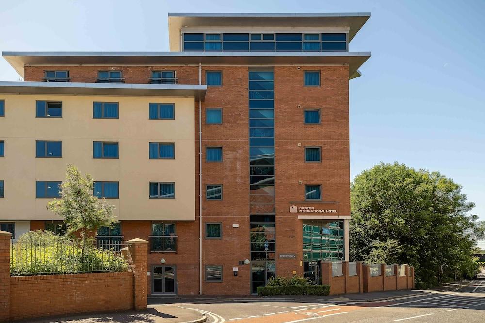 Legacy Preston International Hotel Εξωτερικό φωτογραφία
